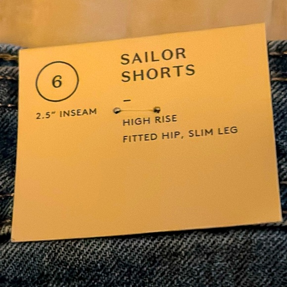 Universal Threads Co. Shorts - Picture 3 of 3